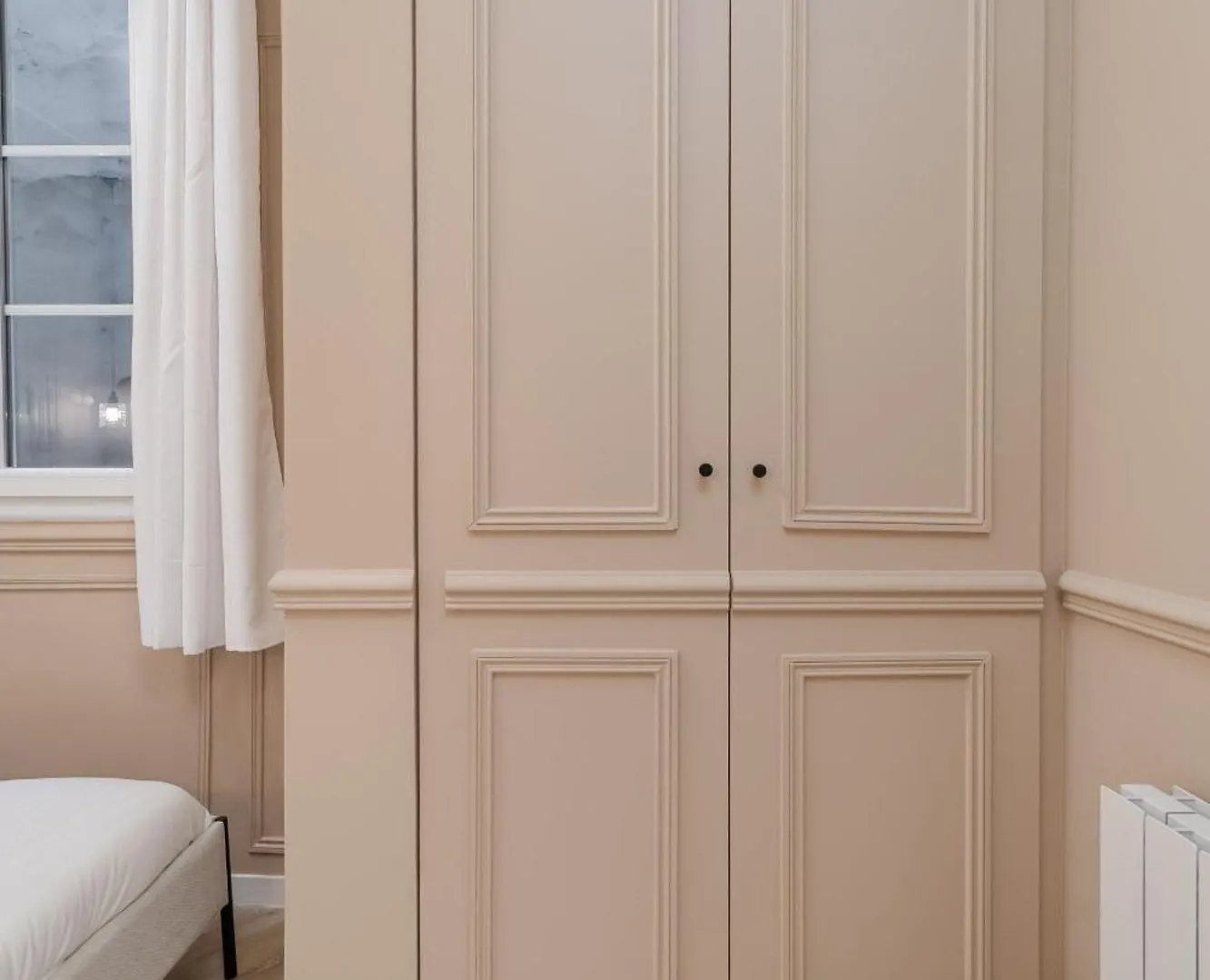 Poetic Stay - Louvre Paris Apartment