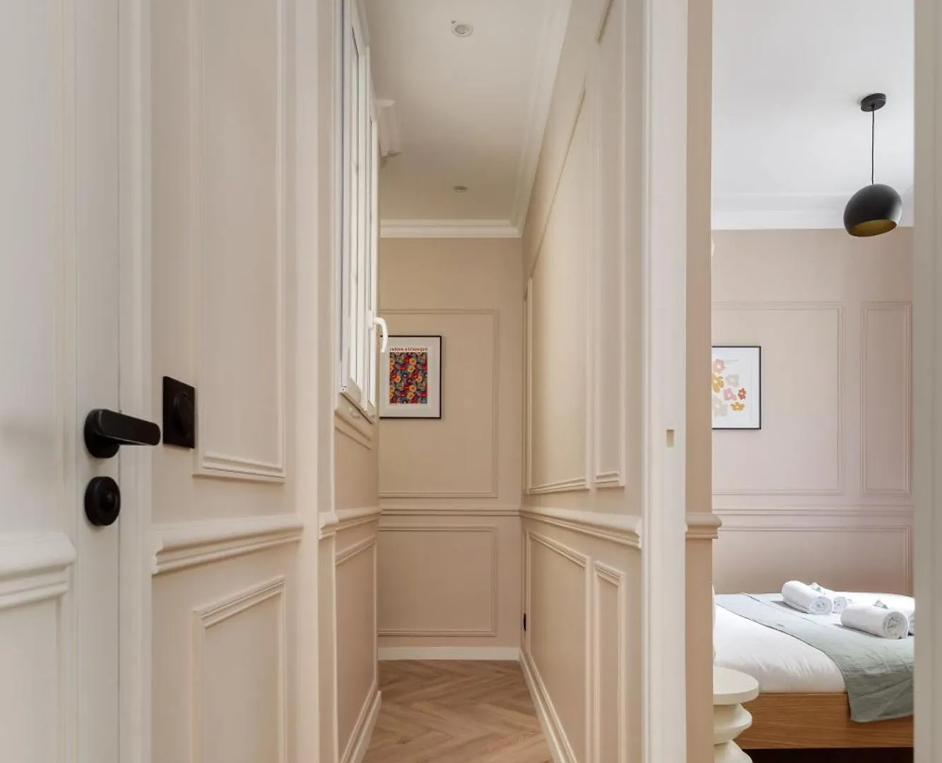Poetic Stay - Louvre Paris Apartment